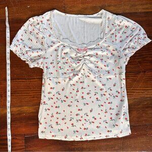 Chic Floral Print Blouse - White with Red and Green